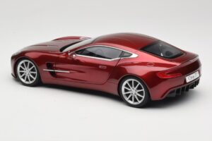 Aston Martin One-77 Diavolo Red AUTOart 1:18 70245 Метал — снимка 7 от 8