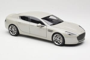 Aston Martin Rapide S Silver Fox AUTOart 1:18 70258 Метал — снимка 6 от 8