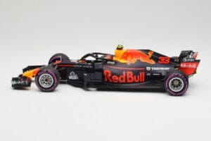 Aston Martin Red Bull Racing RB14 Tag Heuer #33 M. Verstappen Mexican GP 2018 Minichamps 1:18 110181933 Метал — снимка 3 от 6