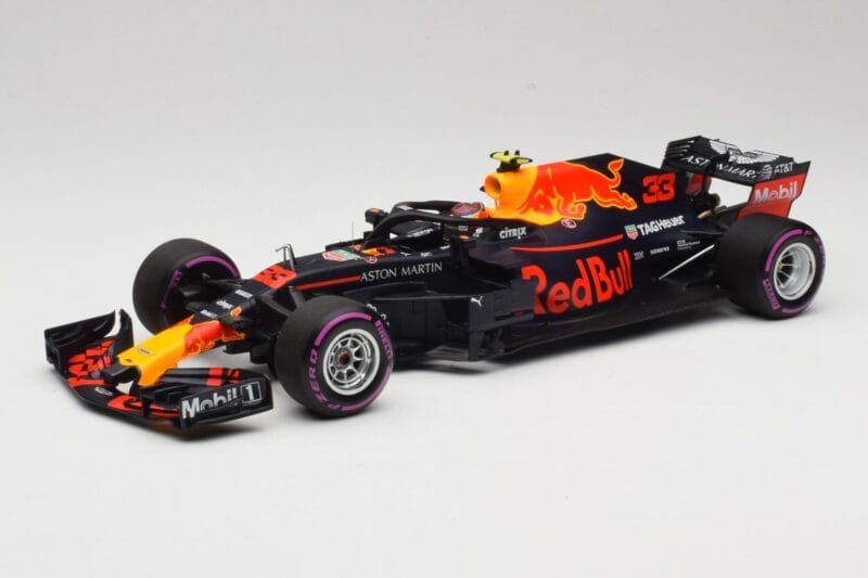 Aston Martin Red Bull Racing RB14 Tag Heuer #33 M. Verstappen Mexican GP 2018 Minichamps 1:18 110181933 Метал