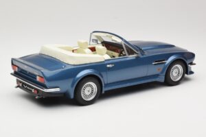Aston Martin V8 Volante Син GT Spirit 1:18 GT128 Смола — снимка 2 от 6