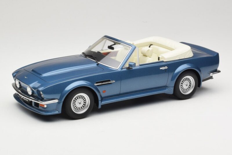 Aston Martin V8 Volante Син GT Spirit 1:18 GT128 Смола