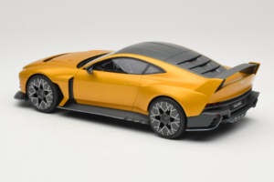 Aston Martin Valiant Auric Gold Metallic GT Spirit 1:18 GT546 Смола — снимка 5 от 6