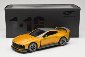Aston Martin Valiant Auric Gold Metallic GT Spirit 1:18 GT546 Смола — снимка 6 от 6