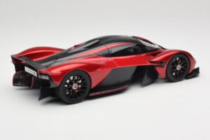 Aston Martin Valkyrie AMR Pro Hyper Red TopSpeed 1:18 TS0539 Метал — снимка 2 от 6