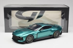 Aston Martin Valour Racing Green GT Spirit 1:18 GT480 Смола — снимка 6 от 6
