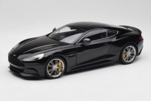 Aston Martin Vanquish Onyx Черен AUTOart 1:18 70247 Метал