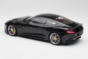Aston Martin Vanquish Onyx Черен AUTOart 1:18 70247 Метал — снимка 7 от 8