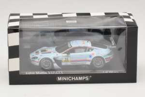 Aston Martin Vantage V12 GT3 #32 J. Stuck ADAC GT Masters 2012 Minichamps 1:43 437121332 Метал — снимка 5 от 5