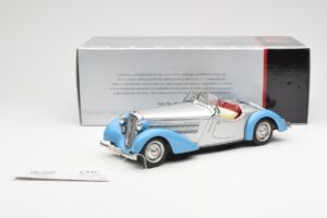 Audi 225 Front Roadster Синьо Сребристо CMC 1:18 M-075B Метал — снимка 6 от 6