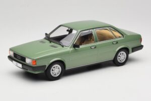 Audi 80 B2 Зелен MCG 1:18 MCG18525 Метал