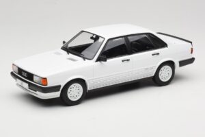 Audi 80 B2 GTE Бял MCG 1:18 MCG18527 Метал