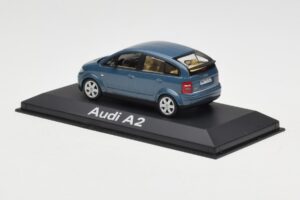 Audi A2 Blue Metallic Minichamps 1:43 20022200748005 Метал — снимка 3 от 4