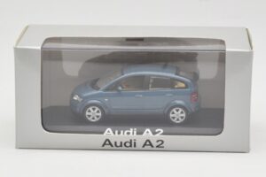 Audi A2 Blue Metallic Minichamps 1:43 20022200748005 Метал — снимка 4 от 4