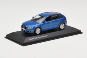 Audi A3 8P Sportback Mauritius Blue Minichamps 1:43 5010403033 Метал — снимка 2 от 4