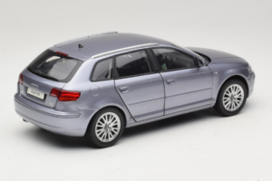 Audi A3 8P Sportback Light Blue Metallic Kyosho 1:18 5010403025 Метал — снимка 3 от 8