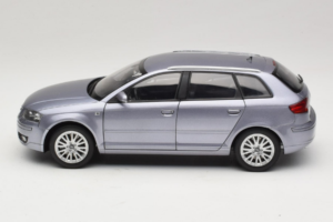 Audi A3 8P Sportback Light Blue Metallic Kyosho 1:18 5010403025 Метал — снимка 4 от 8