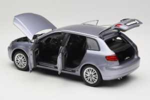Audi A3 8P Sportback Light Blue Metallic Kyosho 1:18 5010403025 Метал — снимка 5 от 8