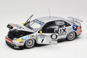Audi A4 B5 STW #1 Orix B. Jones STW 1998 UT Models 1:18 39871 Метал — снимка 2 от 8