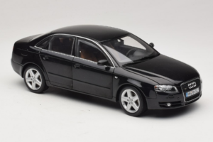 Audi A4 B6 3.2 Quattro Черен Minichamps 1:18 5010404125 Метал — снимка 6 от 8