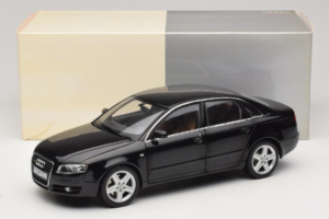 Audi A4 B6 3.2 Quattro Черен Minichamps 1:18 5010404125 Метал — снимка 8 от 8