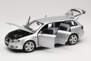Audi A4 B7 3.2 Quattro Avant Сребрист Minichamps 1:18 5010404215 Метал — снимка 2 от 8