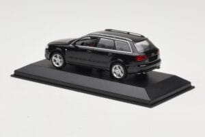 Audi A4 B7 Avant Черен Minichamps 1:43 AUDI008 Метал — снимка 3 от 3