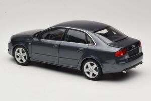 Audi A4 B7 Сив Металик Minichamps 1:18 100014400 Метал — снимка 7 от 8