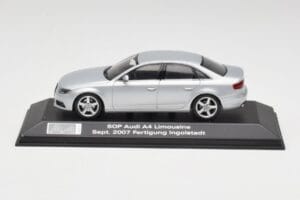 Audi A4 B8 3.2 Quattro Ice Сребрист Minichamps 1:43 5010704113 Метал
