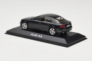 Audi A4 B8 3.2 Quattro Phantom Black Minichamps 1:43 5010704133 Метал — снимка 3 от 4