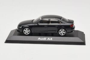 Audi A4 B8 3.2 Quattro Phantom Black Minichamps 1:43 5010704133 Метал