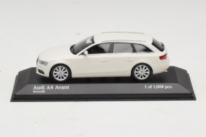 Audi A4 B8 Avant Бял Minichamps 1:43 410011010 Метал