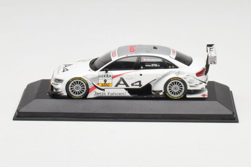 Audi A4 B8 #9 T. Kristensen DTM 2008 Minichamps 1:43 400081809 Метал