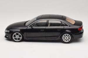 Audi A4L B8 Черен Paudi 1:18 AUDI012 Метал — снимка 4 от 8