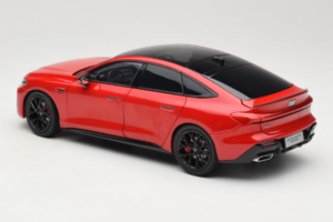 Audi A5L Sportback Червен OEM 1:18 ZAM60004A Метал — снимка 7 от 8
