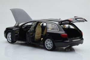 Audi A6 C6 Avant Черен Norev 1:18 188304 Метал — снимка 3 от 8