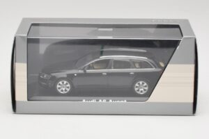 Audi A6 C6 Avant Phantom Черен Minichamps 1:43 5010406233 Метал — снимка 4 от 4