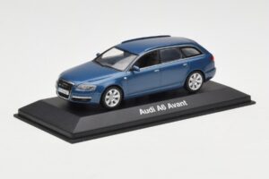 Audi A6 C6 Avant Stratos Blue Minichamps 1:43 5010406223 Метал — снимка 2 от 4