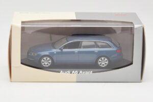 Audi A6 C6 Avant Stratos Blue Minichamps 1:43 5010406223 Метал — снимка 4 от 4