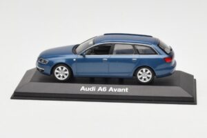 Audi A6 C6 Avant Stratos Blue Minichamps 1:43 5010406223 Метал