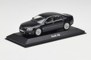 Audi A8 D3 Mauritius Синьо Metallic Minichamps 1:43 5010508123 Метал — снимка 2 от 4
