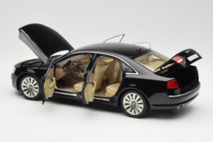 Audi A8 D3 W12 Черен Kyosho 1:18 09212BK Метал — снимка 5 от 8