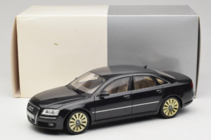Audi A8 D3 W12 Черен Kyosho 1:18 5010508135 Метал — снимка 8 от 8