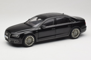 Audi A8L D3 W12 Phantom Black Kyosho 1:18 5011008125 Метал