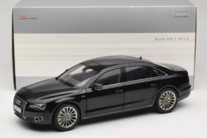 Audi A8L D3 W12 Phantom Black Kyosho 1:18 5011008125 Метал — снимка 8 от 8