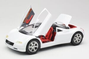 Audi Avus Quattro Alpine White Revell 1:18 08913 Метал — снимка 2 от 8