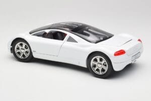 Audi Avus Quattro Alpine White Revell 1:18 08913 Метал — снимка 7 от 8