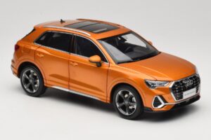 Audi Q3 F3 Orange Metallic Paudi Model 1:18 05962Q32019 Метал — снимка 6 от 8