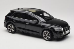 Audi Q5L FY Черен Paudi Model 1:18 26732 Метал — снимка 6 от 8
