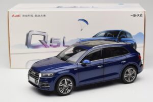 Audi Q5L FY Син Paudi Model 1:18 33729 Метал — снимка 8 от 8